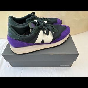 New Balance Purple and black Sneakers